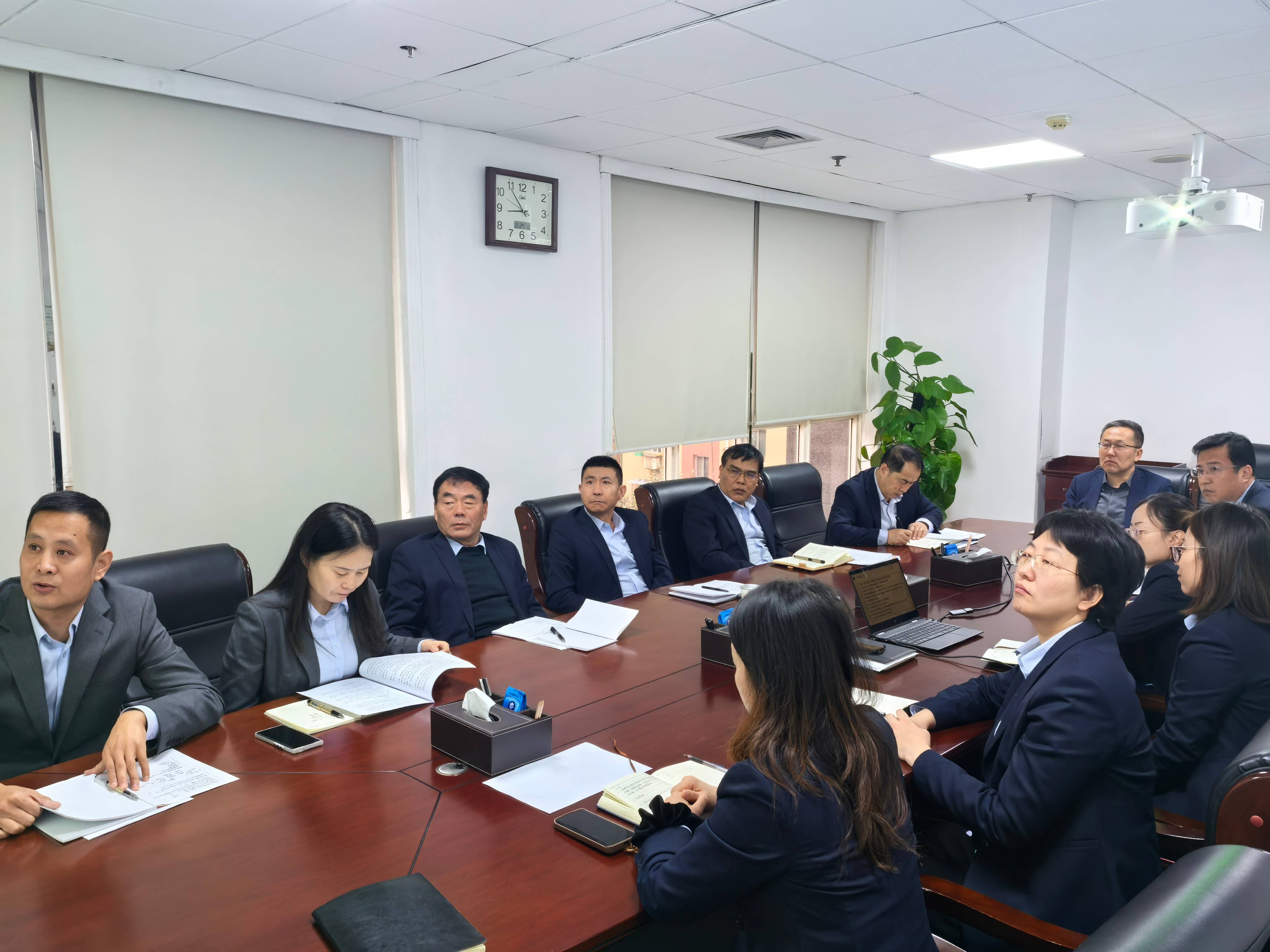 311735632372140451.jpg 12.31年終述職會(huì)圓滿(mǎn)完成2(1).jpg